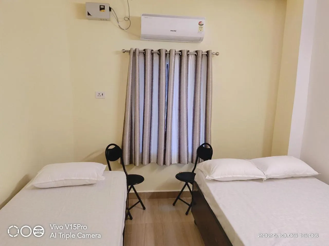 Incredible Banaras Homestay バラナシ インド